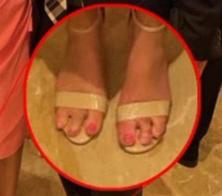 Erin Agostino's Feet: Photos, Videos & More